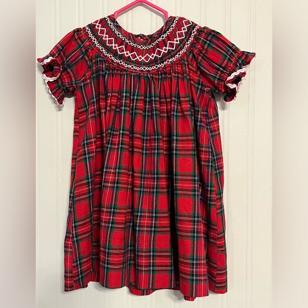 Classic Holiday/Christmas plaid dress!